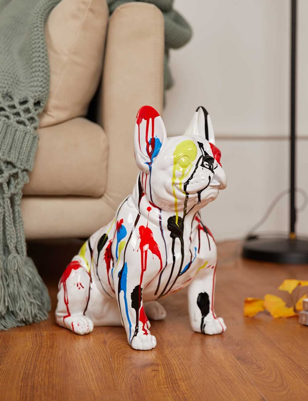 Escultura de Bulldog francés pintada a mano