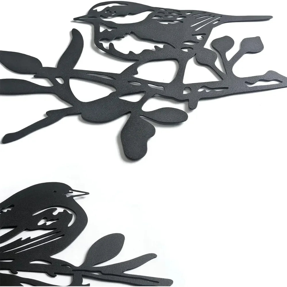 Aves de Metal en Relieve – Arte Decorativo para Interior