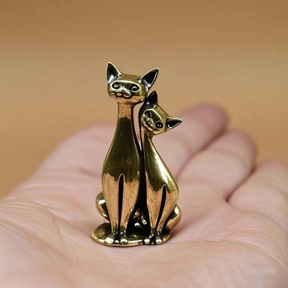 Pareja de gatos de latón – Doble encanto en miniatura | Animalium Laton Art